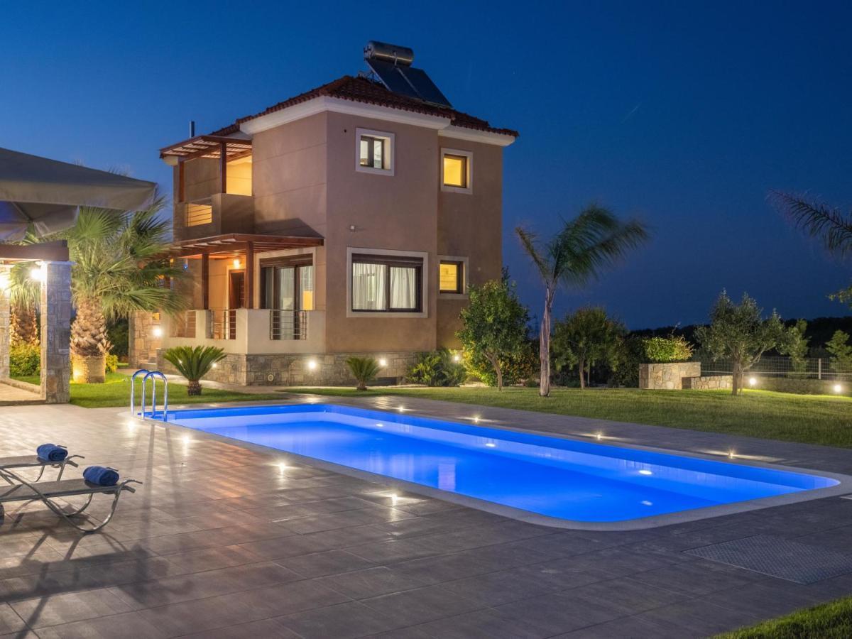 Luxurious Villa David Ano Kalesia Exteriér fotografie